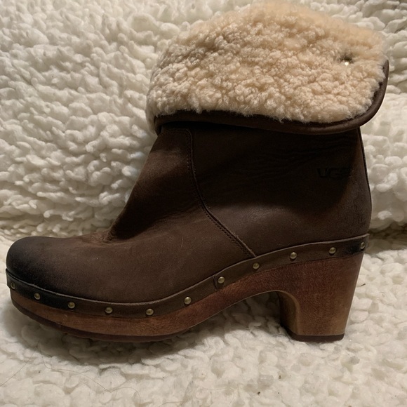 Ugg Lynnea Leather Shearling Boot, size 8 - Picture 9 of 11